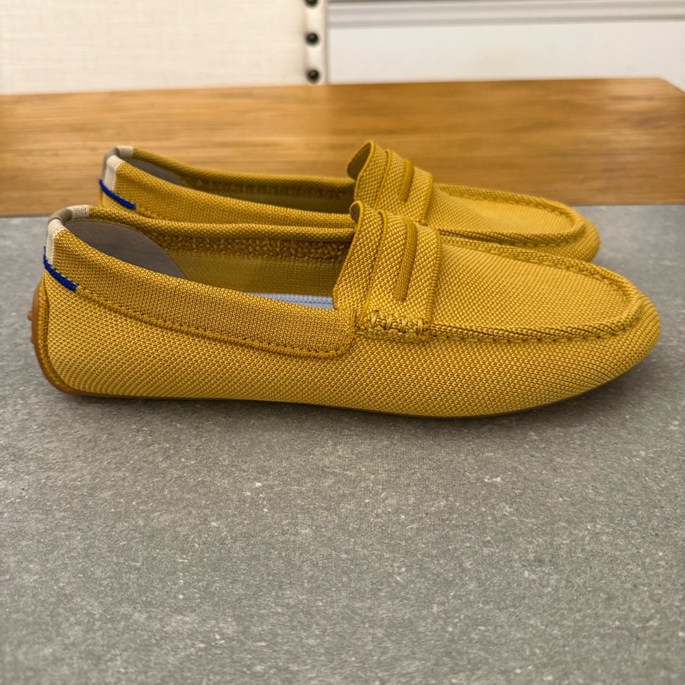 Rothy's The Driver Loafer Mustard Yellow Gold Size 7.5 NWOB - Picture 4 of 11